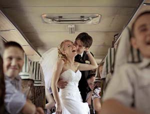 Аренда автобусов для школьников, на свадьбу, для экскурсии и других мероприятий