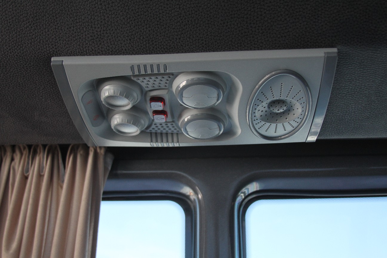 Аренда автобуса Foxbus (на 31 место): вид снаружи