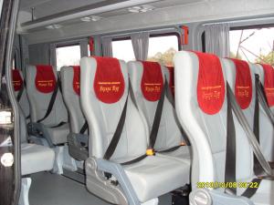 Салон автобуса Мерседес-Спринтер-515 2010 года на 21 место (цвет: чёрный)